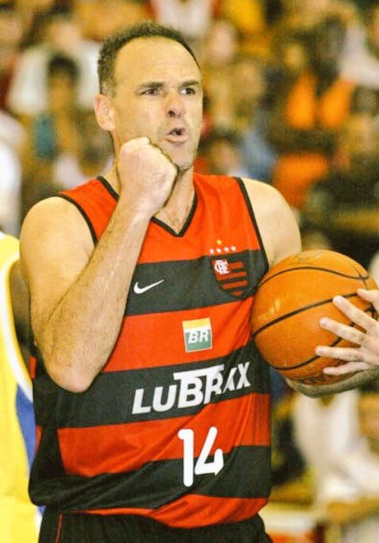 Oscar Schmidt em atua&ccedil;&atilde;o com o Flamengo &ndash; 