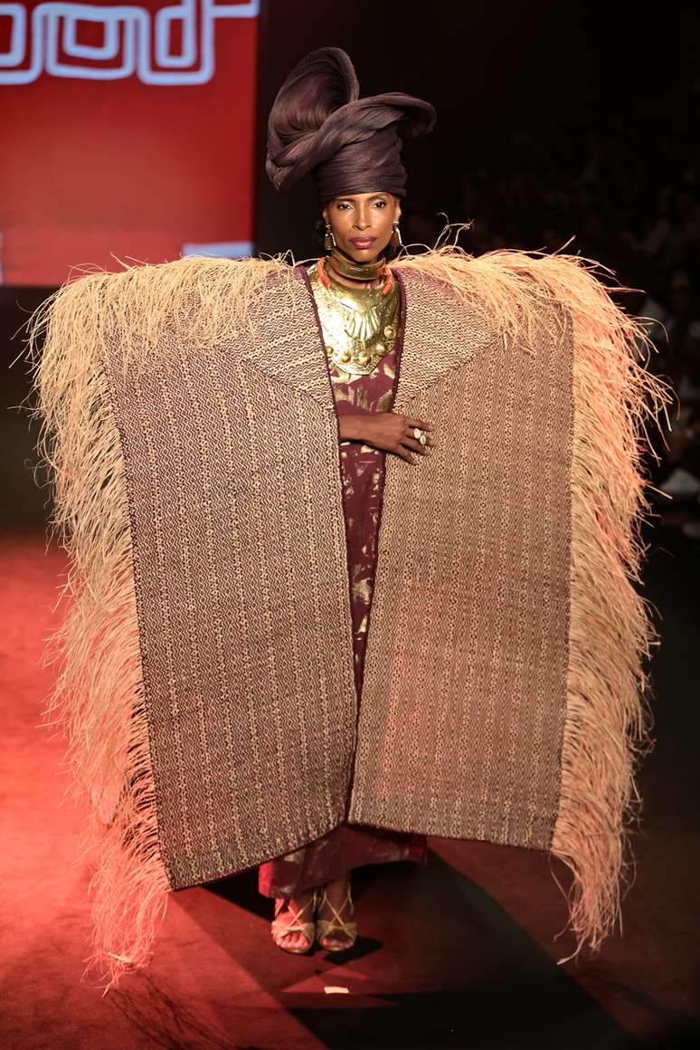 Desfile da novela &ldquo;A Nobreza do Amor&rdquo; no Rio Fashion Week 