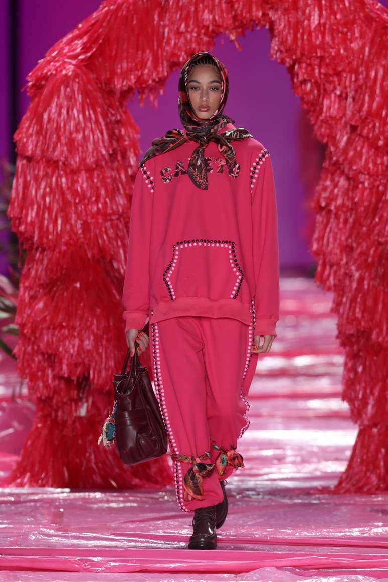 Desfile Isabela Capeto 