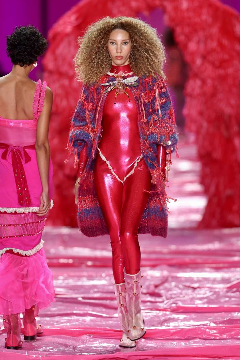 Desfile Isabela Capeto 