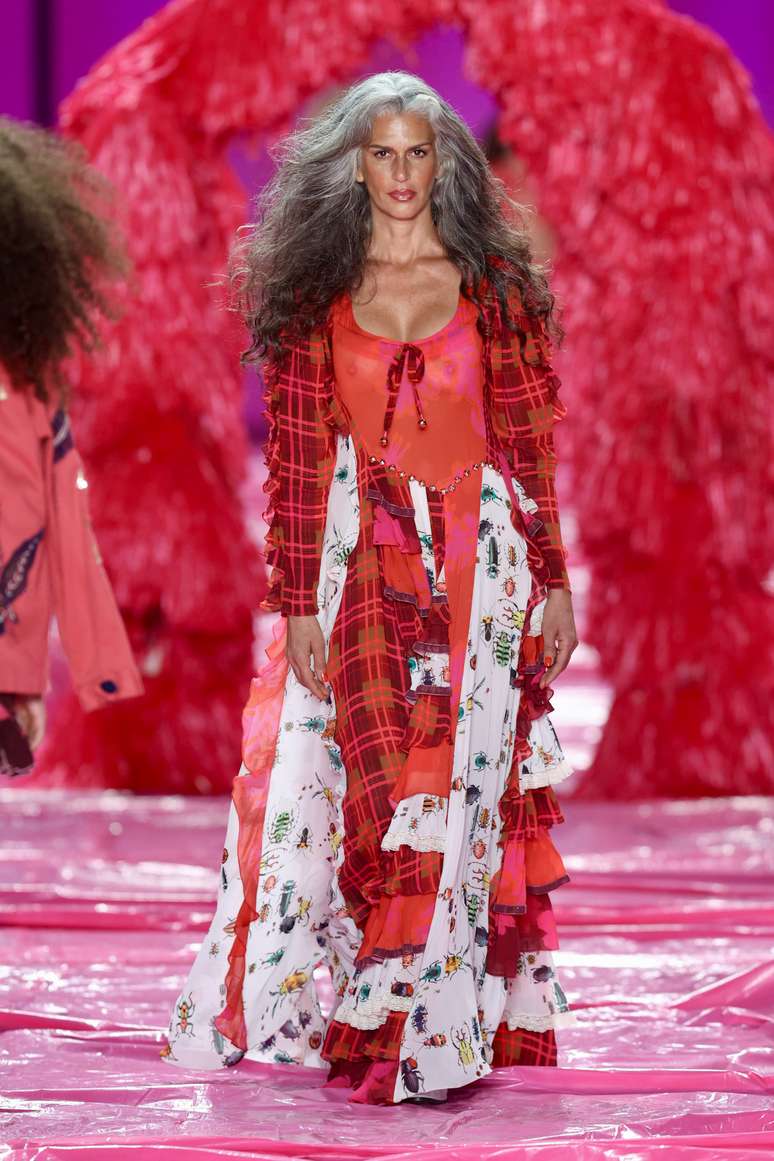 Desfile Isabela Capeto 