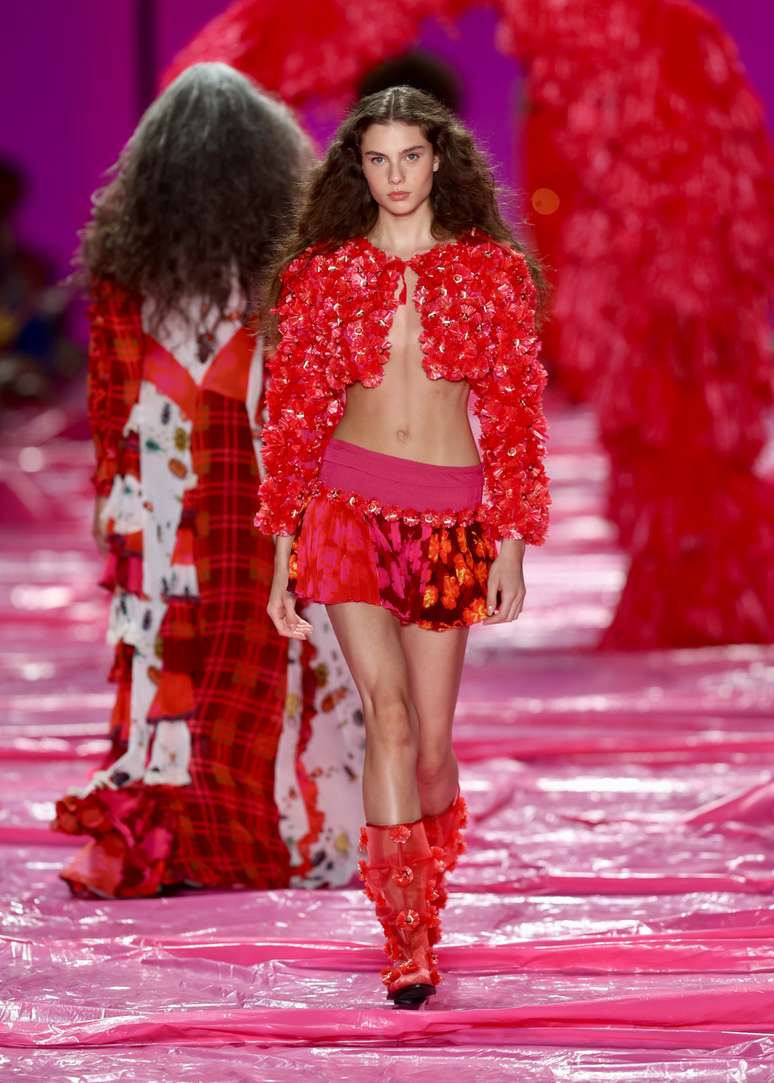 Desfile Isabela Capeto 