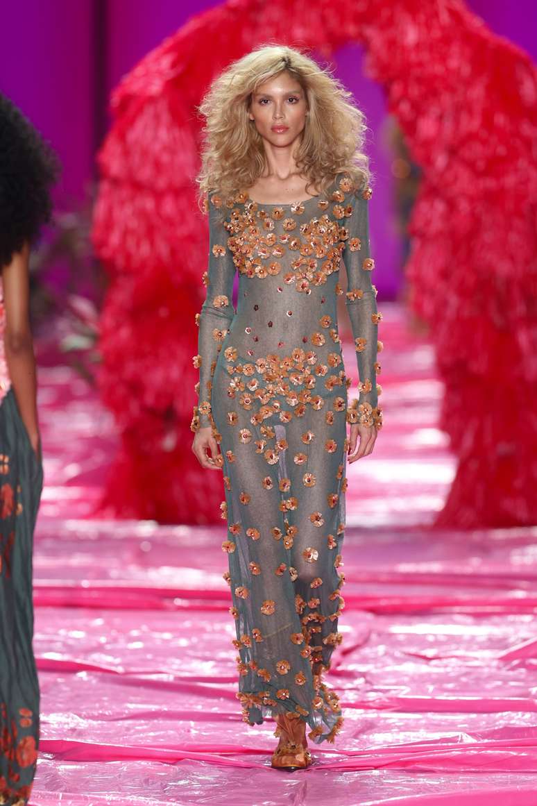 Desfile Isabela Capeto 