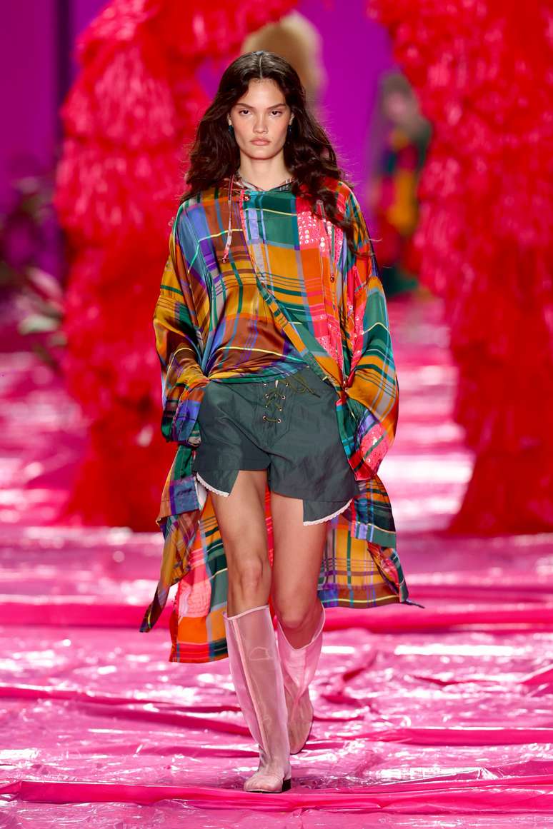 Desfile Isabela Capeto 