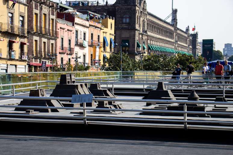 O Templo Mayor &eacute; o maior s&iacute;tio arqueol&oacute;gico j&aacute; recuperado no centro da Cidade do M&eacute;xico, ao lado do Pal&aacute;cio Nacional.