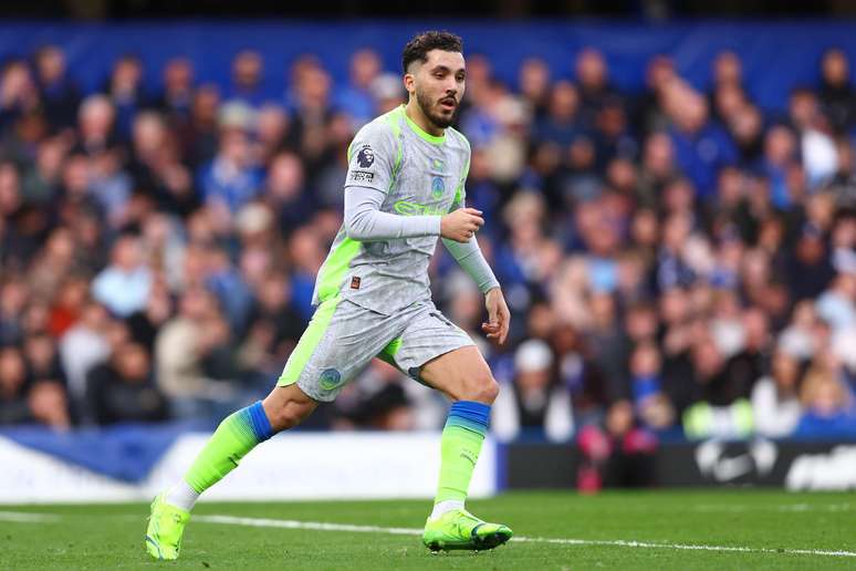 04/12/2026 அன்று செல்சிக்கு எதிரான ஆட்டத்தின் போது ரேயன் செர்கி (மான்செஸ்டர் சிட்டி). 