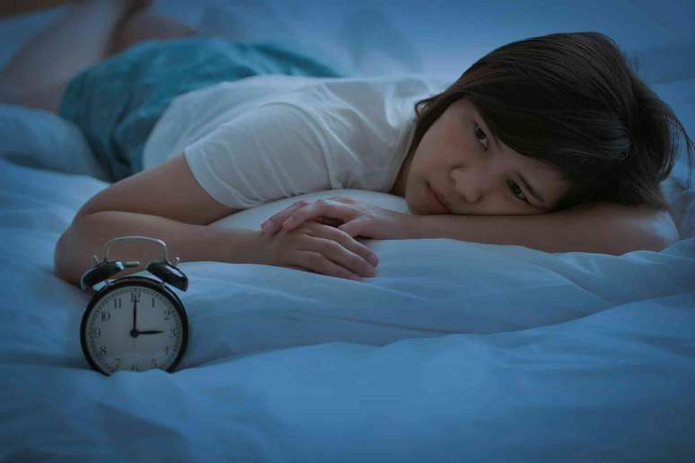 O estresse est&aacute; fortemente ligado &agrave; ins&ocirc;nia. chayapat karnnet/Shutterstock