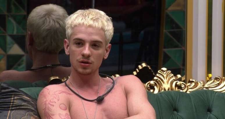 Juliano Floss &eacute; do signo de G&ecirc;meos, nascido em 11 de junho