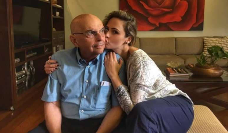 Ana Paula relatou que quase desistiu do reality por causa da sa&uacute;de do pai