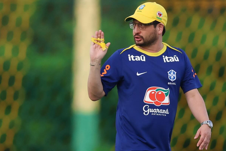 Arthur Elias, t&eacute;cnico do Brasil 