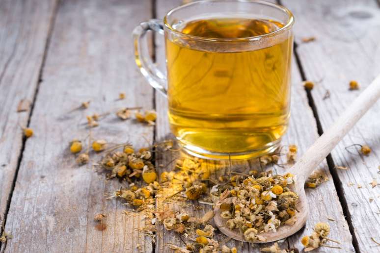 Ch&aacute; de boldo com erva-doce e camomila 