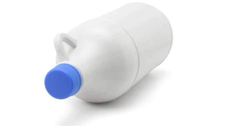 &Aacute;gua sanit&aacute;ria &ndash; depositphotos.com / dcwcreations