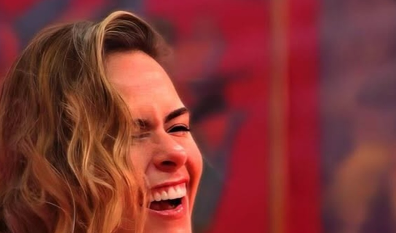 బహిష్కరణ నుండి విజయం వరకు! అనా పౌలా రెనాల్ట్ 'BBB 26' యొక్క గొప్ప ఛాంపియన్ మరియు R$5.4 మిలియన్లను సంపాదిస్తుంది; శాతాన్ని కనుగొనండి మరియు రెండవ స్థానంలో ఎవరు గెలిచారు.