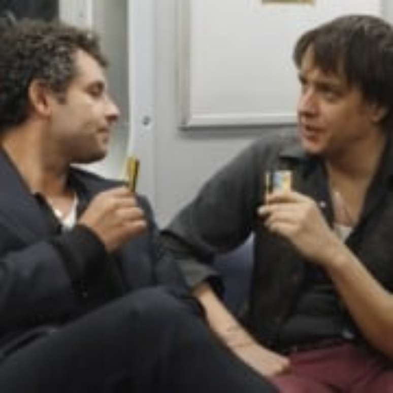 Julian Casablancas, dos Strokes, critica o "privil&eacute;gio branco" dos sionistas norte-americanos