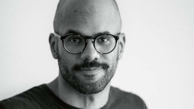 Pagamento de parcelas compromete o or&ccedil;amento futuro das fam&iacute;lias, no que o ge&oacute;grafo Kau&ecirc; Lopes dos Santos chama em seu livro de uma 'aliena&ccedil;&atilde;o do futuro'