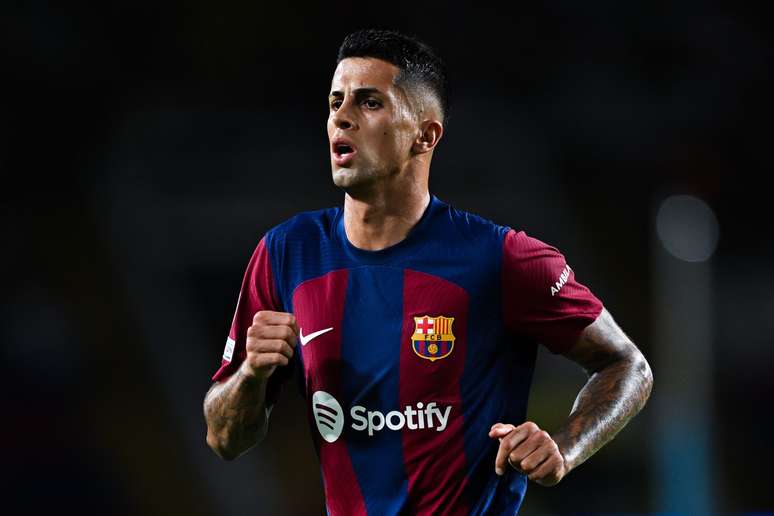 Jo&atilde;o Cancelo, defensor do Barcelona 