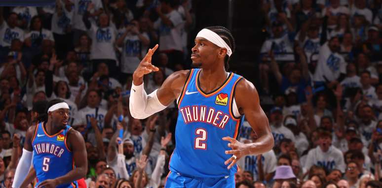 Shai Gilgeous-Alexander em a&ccedil;&atilde;o na NBA.