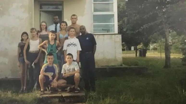 As crian&ccedil;as foram distribu&iacute;das em diferentes grupos, dependendo da gravidade de suas doen&ccedil;as