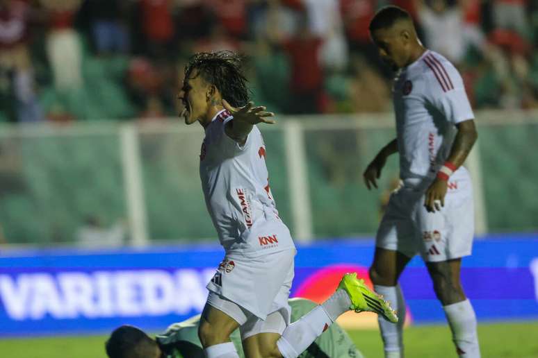 Bernabei marcou o gol da vit&oacute;ria sobre o Athletic, no meio de semana, pela Copa do Brasil &ndash;