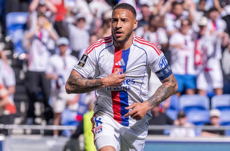 Tolisso marcou um dos gols do Lyon &ndash;
