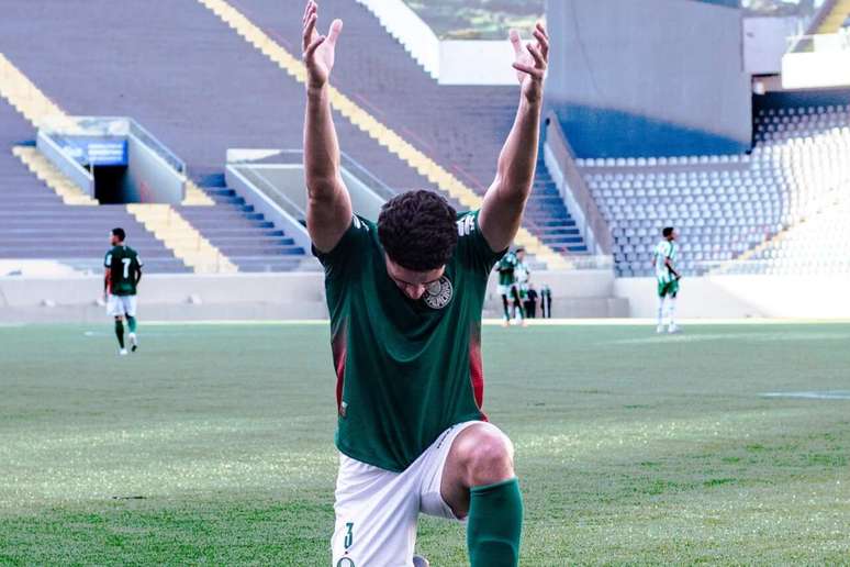 Palmeiras trope&ccedil;a no lanterna do Brasileir&atilde;o Sub-20 &ndash;