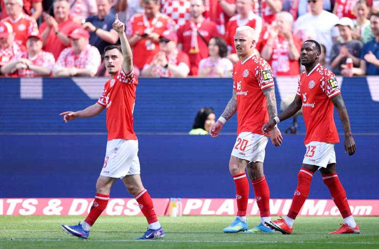 Mainz fez um primeiro tempo digno de aplausos &ndash;