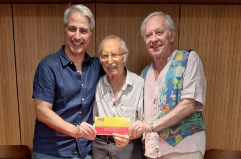 No momento da refilia&ccedil;&atilde;o de Jos&eacute; Frejat ao PSB-RJ