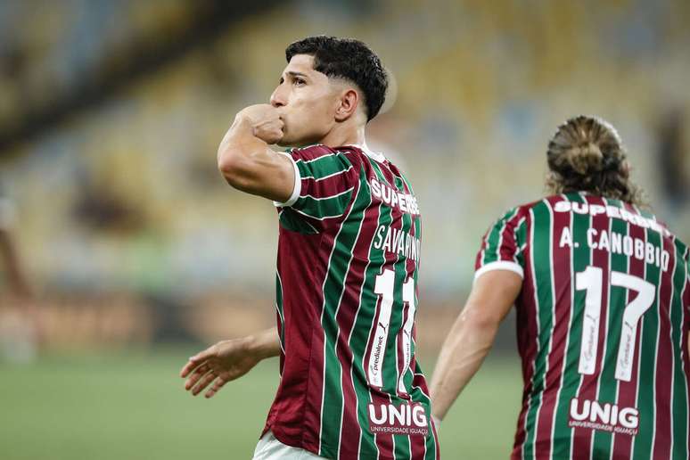 Savarino marca de p&ecirc;nalti, mas Fluminense cede empate e v&ecirc; lideran&ccedil;a muito distante &ndash;