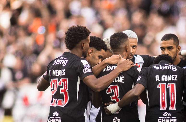 Vasco foi derrotado pelo Corinthians &ndash;