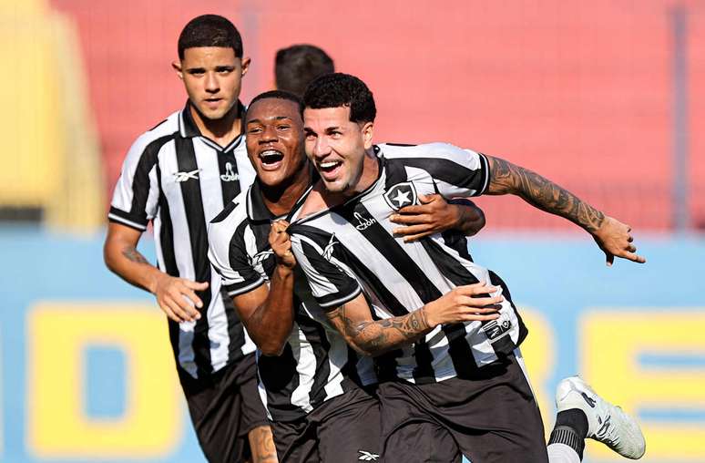Botafogo venceu no &uacute;ltimo jogo do Sub-20 &ndash;