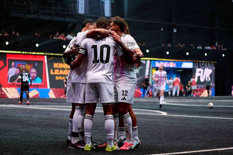 Mesmo eliminada, Furia vence o Fluxo na Kings League Brasil &ndash;