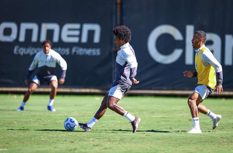 Willian pode voltar ao Gr&ecirc;mio na pr&oacute;xima partida &ndash;