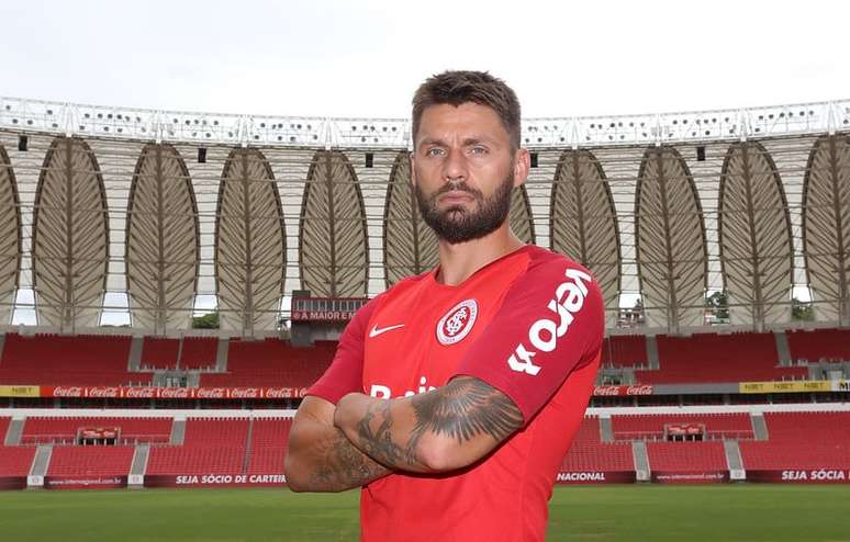 Rafael Sobis teve 54 gols e duas Libertadores com a camisa do Inter &ndash;