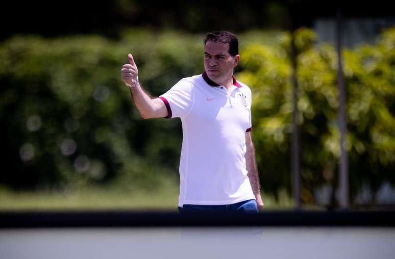 Marcelo Paz prega responsabilidade financeira no Corinthians &ndash;