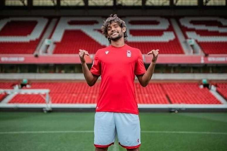 Gustavo Scarpa veio do Nottingham Forest pro Galo &ndash;