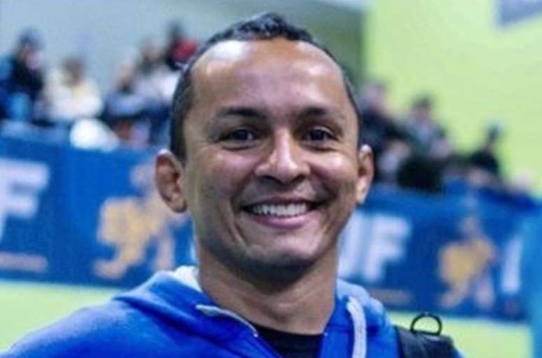 Melqui Galv&atilde;o &eacute; suspeito de crimes sexuais contra pelo menos tr&ecirc;s alunas