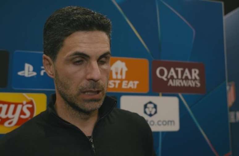 மைக்கேல் ஆர்டெட்டா, அர்செனல் பயிற்சியாளர், ஆர்சனலின் சாம்பியன்ஸ் லீக் ஆட்டத்தின் போது –