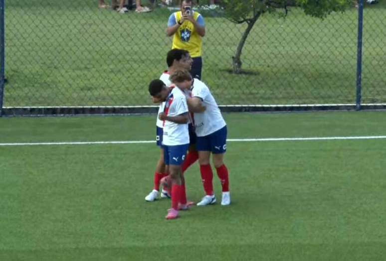 Bahia faz 1 a 0, segura o resultado e ultrapassa o Flamengo no Brasileir&atilde;o Sub-20 &ndash;