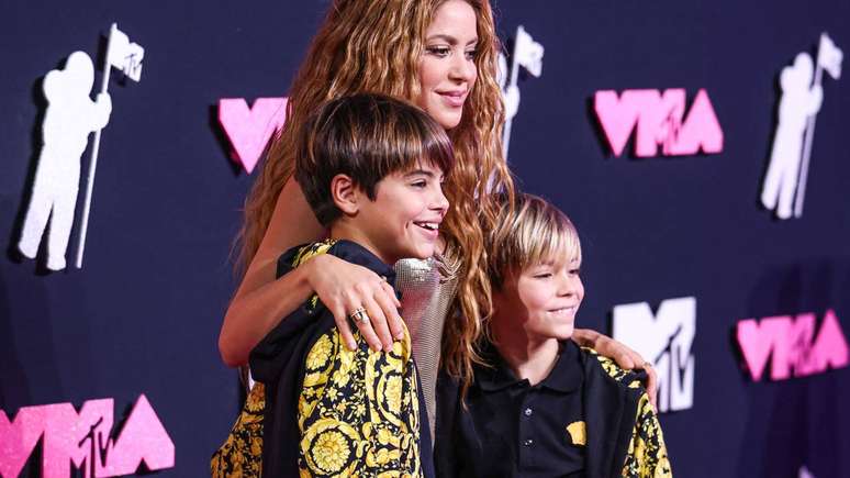 Na Col&ocirc;mbia, o trabalho social de Shakira por meio da Pies Descalzos Foundation contribuiu para manter a educa&ccedil;&atilde;o de crian&ccedil;as pobres no centro do debate p&uacute;blico &ndash; depositphotos.com / Image Press Agency
