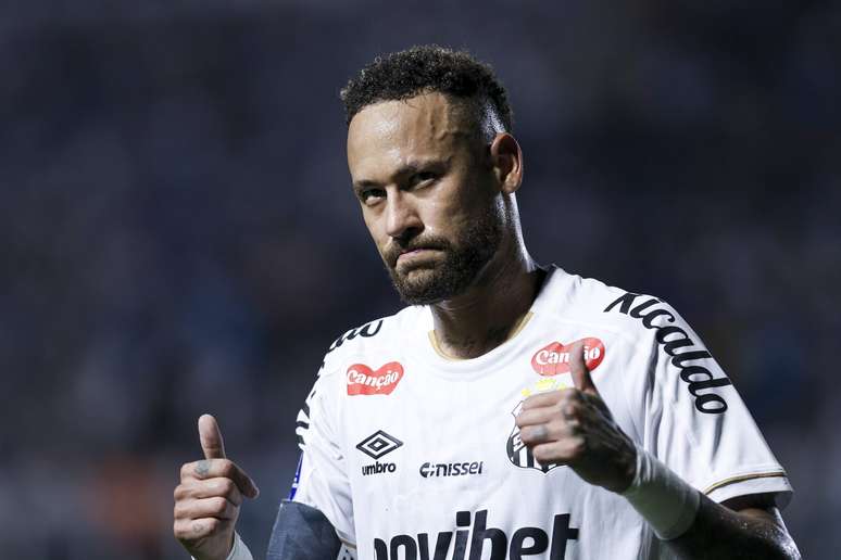 Neymar, &iacute;dolo do Santos. (Photo by Ricardo Moreira/Getty Images)