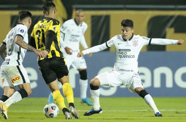 Corinthians n&atilde;o tem retrospecto recente positivo contra o Pe&ntilde;arol &ndash;