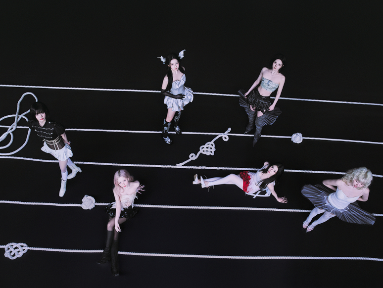 (Foto: Twitter @NMIXX_official)