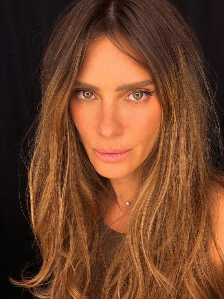 Carolina Dieckmmann vai interpretar Din&aacute; no filme de A Viagem