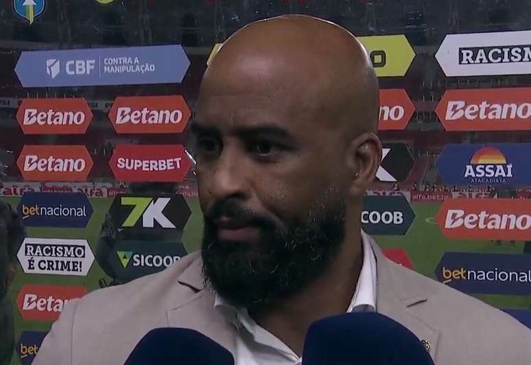 Para Fabinho, reconstru&ccedil;&atilde;o deve surtir efeito rapidamente &ndash;