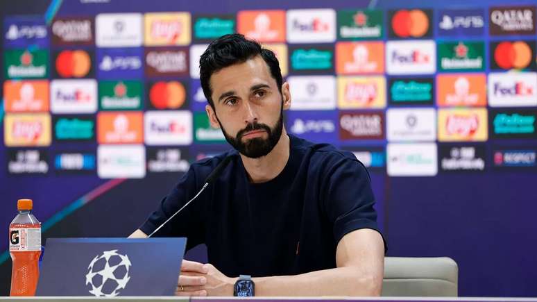 Rela&ccedil;&atilde;o de Arbeloa com Cabellas n&atilde;o &eacute; boa &ndash;