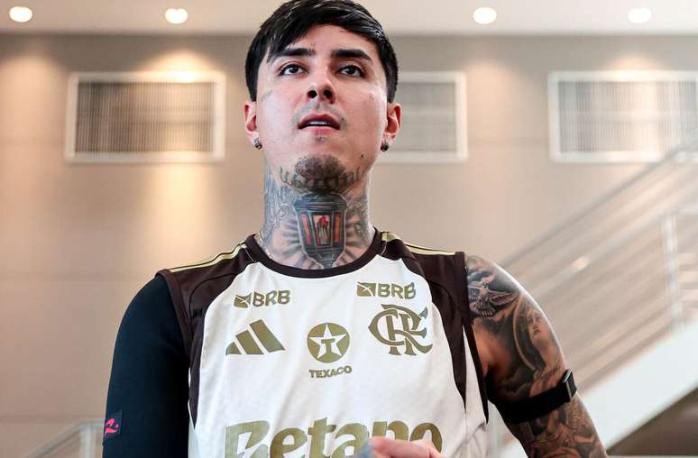 Pulgar segue trabalhando fisicamente para voltar ao time do Flamengo &ndash;