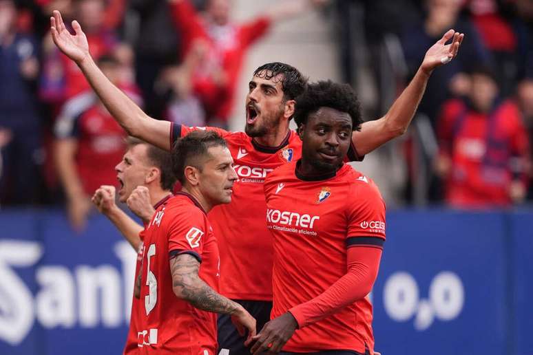 Osasuna em campo pelo Campeonato Espanhol (Photo by Juan Manuel Serrano Arce/Getty Images)