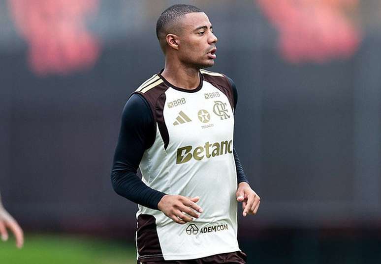 De la Cruz aparece como principal op&ccedil;&atilde;o para duelo contra o Vasco &ndash;