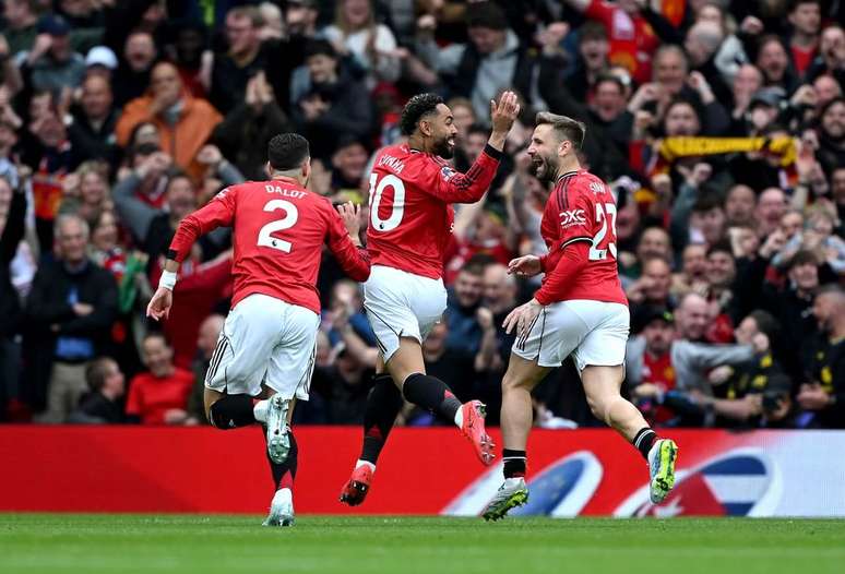 Matheus Cunha celebra o gol marcado diante do Liverpool &ndash;