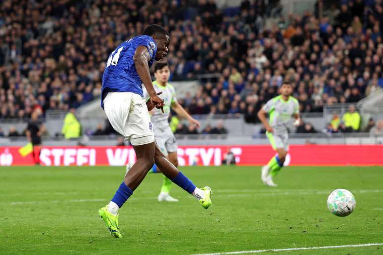 Thierno Barry foi o grande destaque do Everton, com dois marcados no empate com o City &ndash;